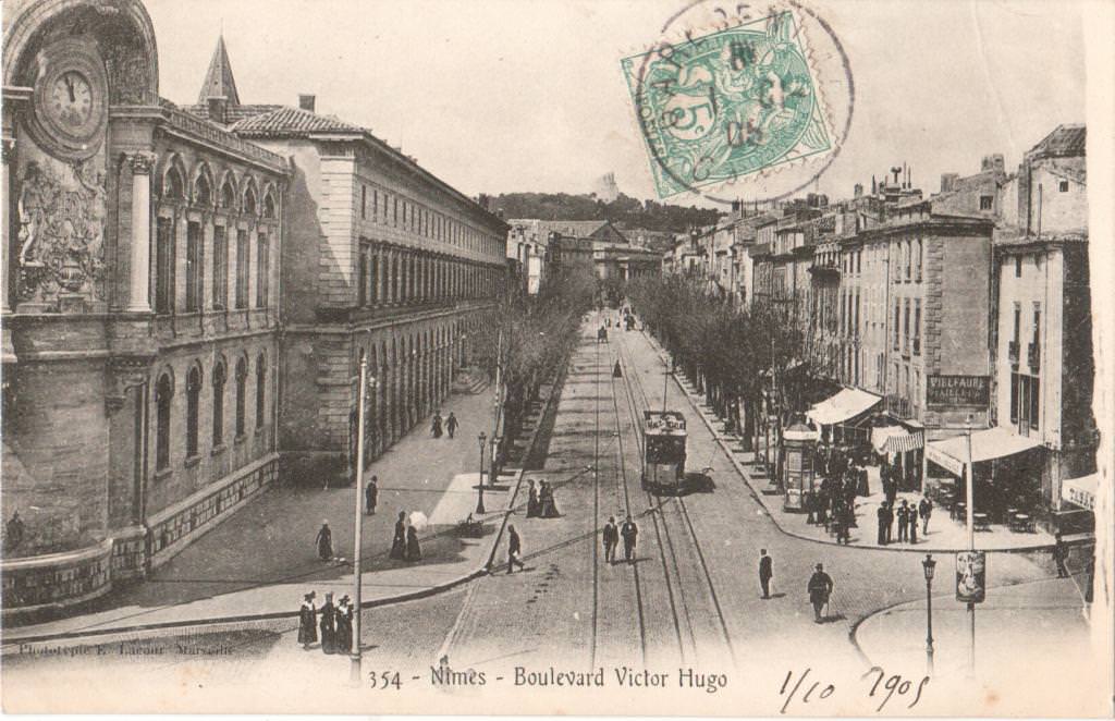 Nîmes