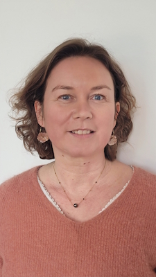 Consultant Alexandra